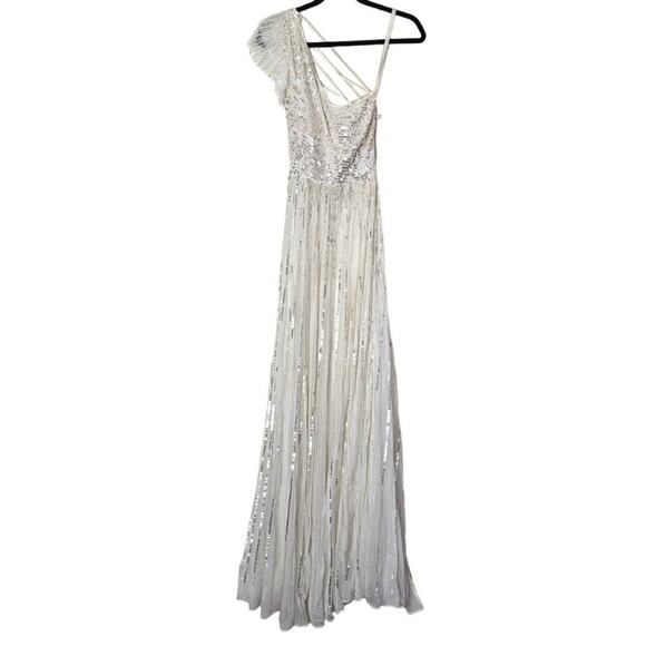 Mac Duggal 5565 Sequin Flutter Sleeve One Shoulder A Line White Gown 0 - Picture 2 of 9